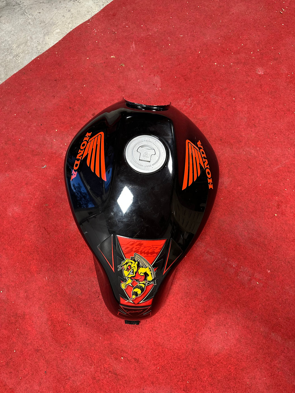 RÉSERVOIR - HONDA - HORNET 600 - 1999