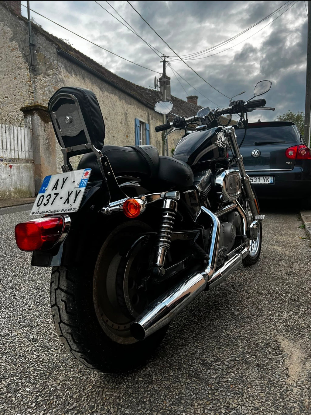 HARLEY DAVIDSON 883 - ÉDITION 100 TH ANNIVERSAIRE - DÉPÔT VENTE