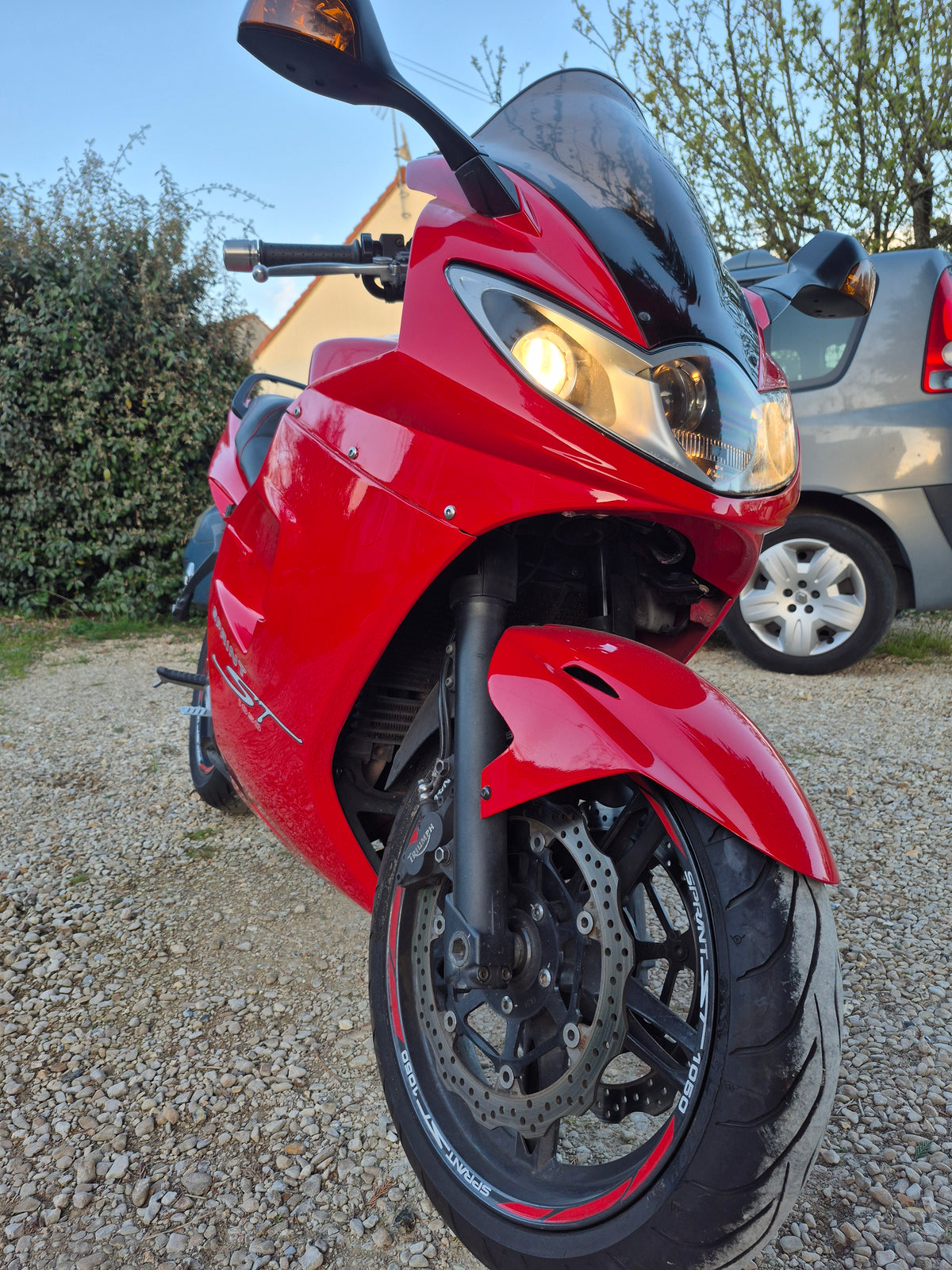TRIUMPH SPRINT ST 1050 - 2008